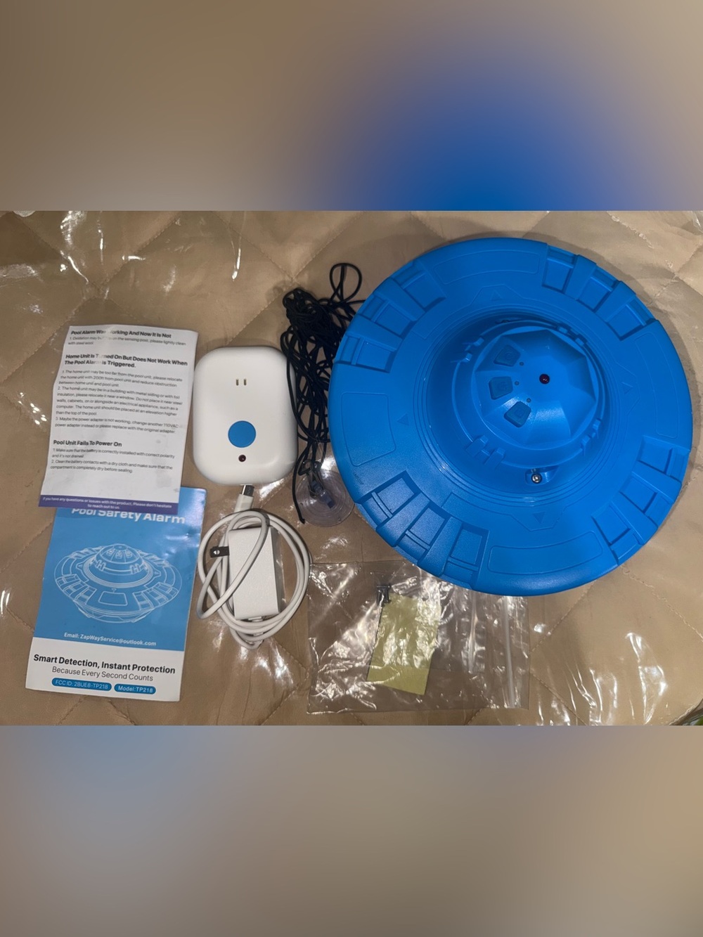 Floating Pool Safety Alarm 110dB with Indoor Home Unit – Slightly Used